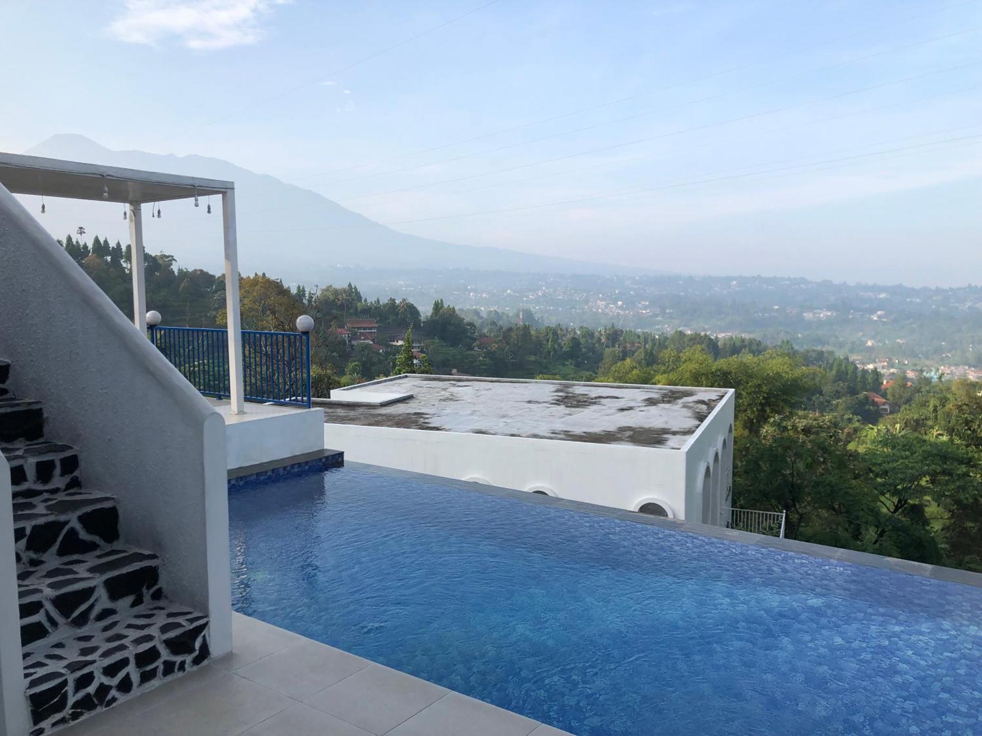 Villa Blue Door, Puncak Pondok Cipaseban Extérieur photo
